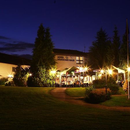Parkhotel Goldlinde Bodenwerder Kültér fotó