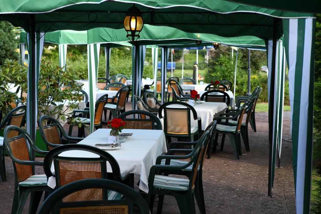 Parkhotel Goldlinde Bodenwerder Kültér fotó